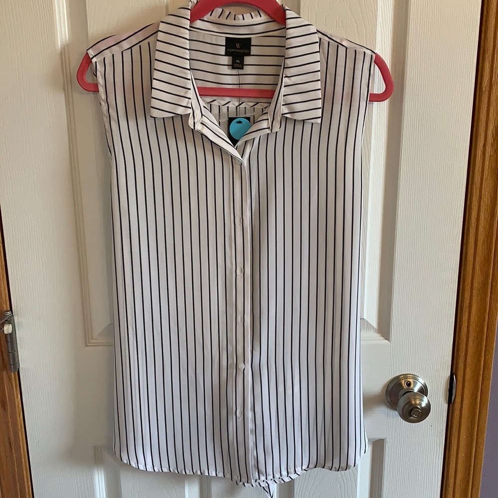 Black/White Striped Tank w/ Tie - Worthington XL
